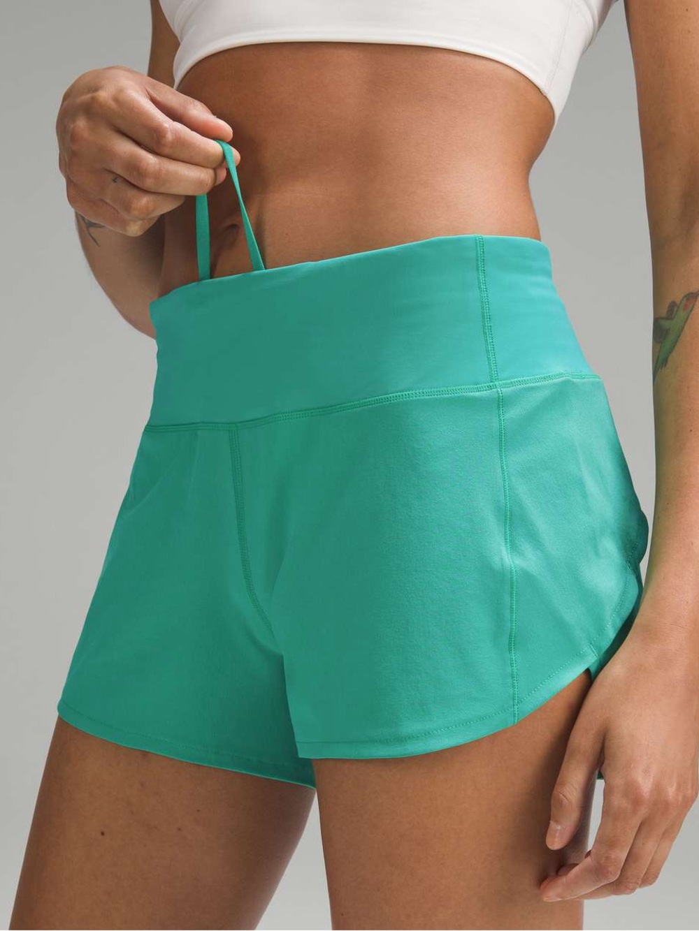 lululemon Kelly green High-Rise speed up shorts